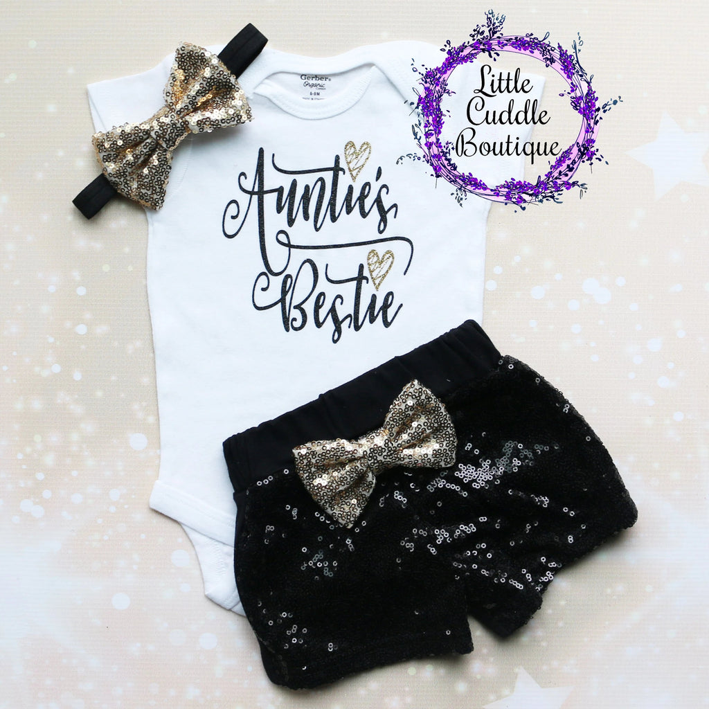 Auntie's Bestie Shorts Baby Outfit