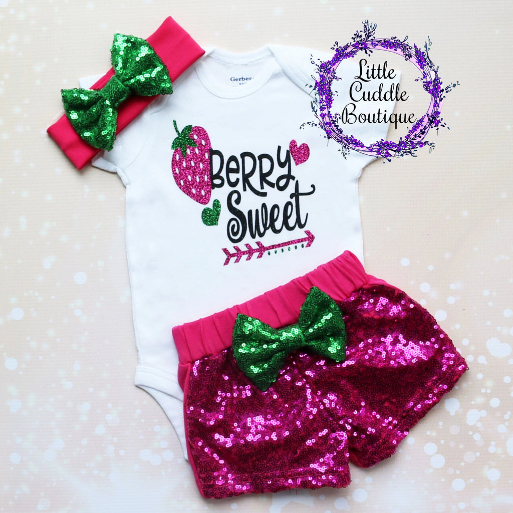 Berry Sweet Shorts Outfit